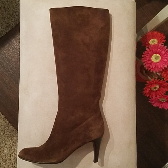 Boots - Picture 5 of 8